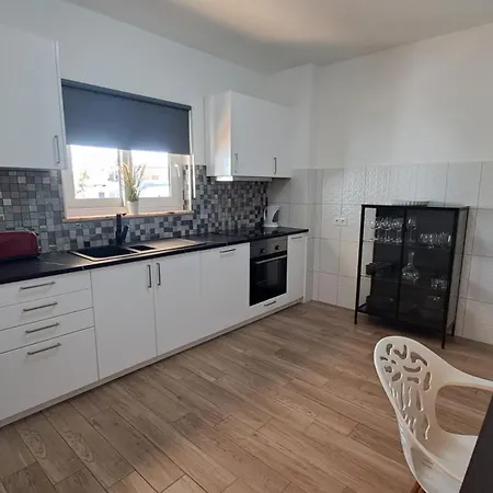 Apartment Oura *